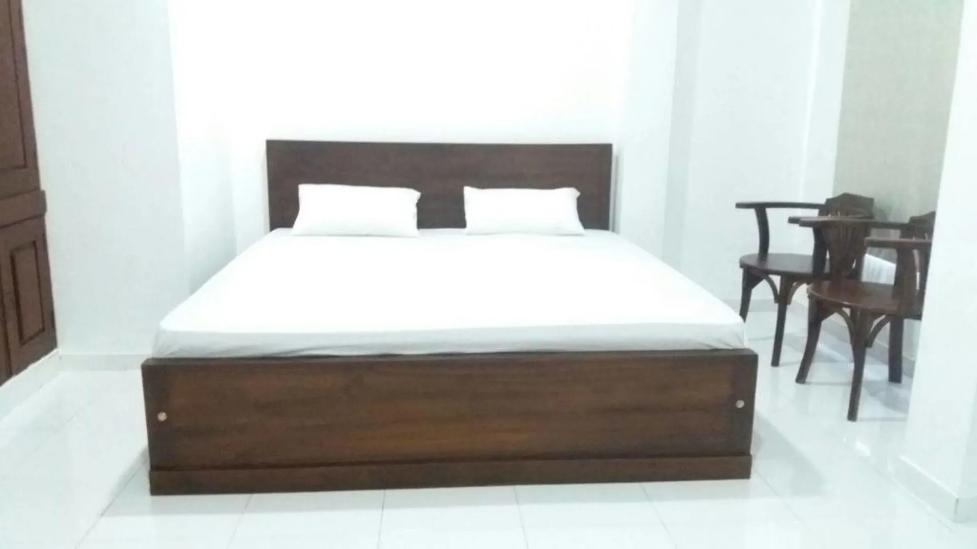 Star City Villa Colombo Hotel